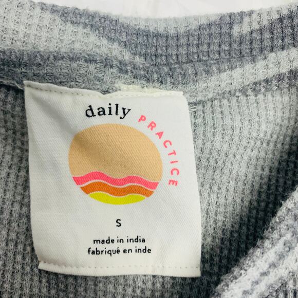 Anthropologie Daily Practice Gray Zebra Thermal Midi Dress Sz Small - Picture 9 of 10